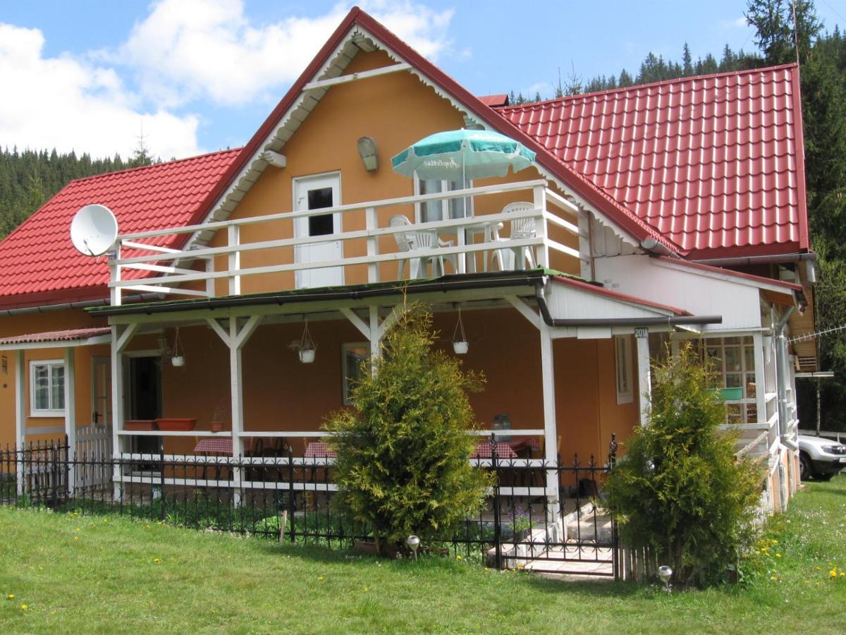 Podina Guest House Poiana Horea Eksteriør billede
